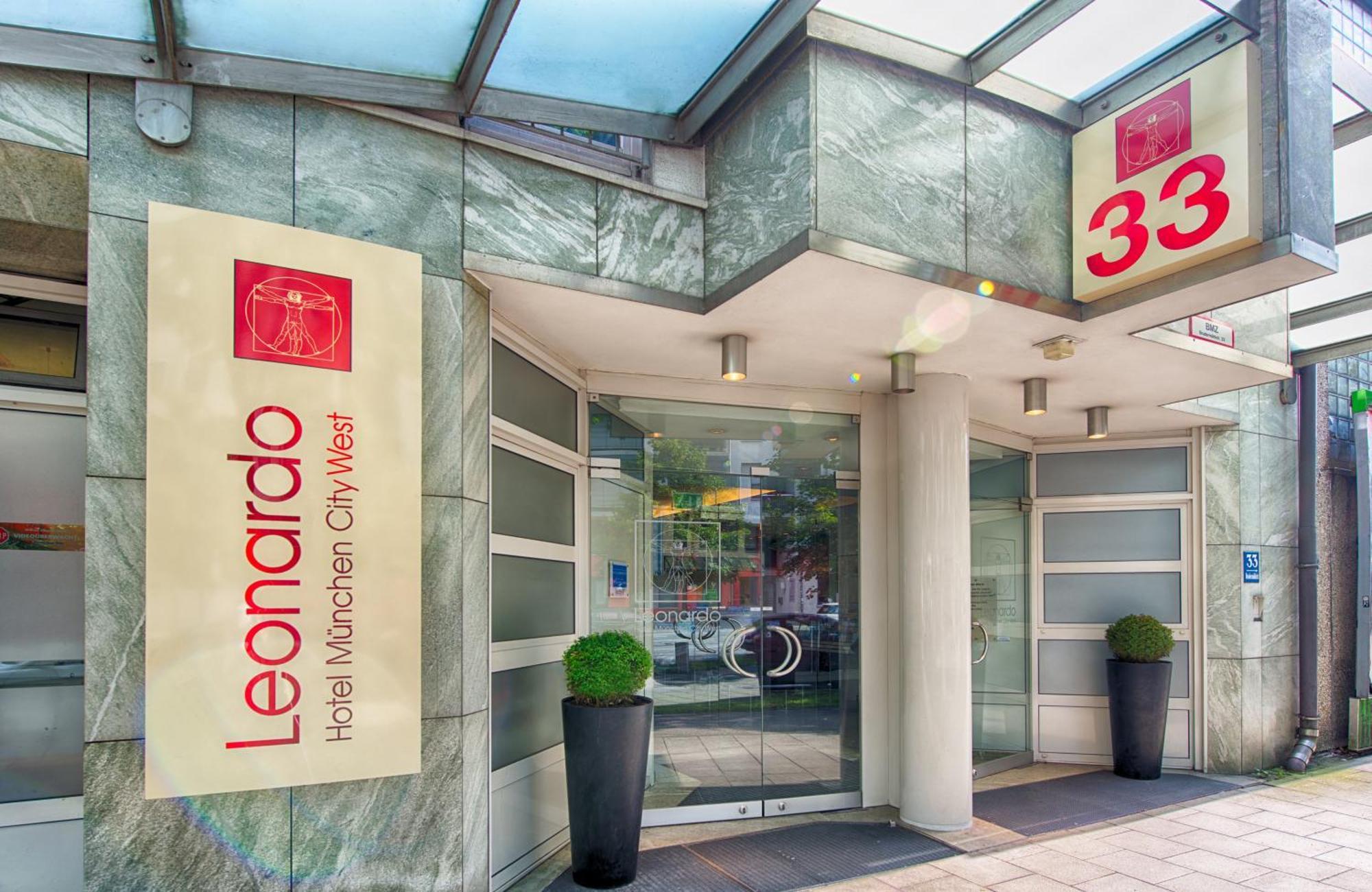 Hotel Leonardo West