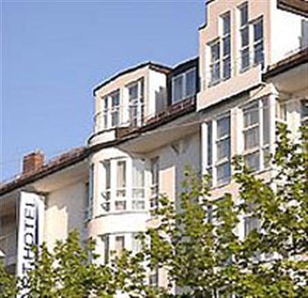 Leonardo West Hotel München