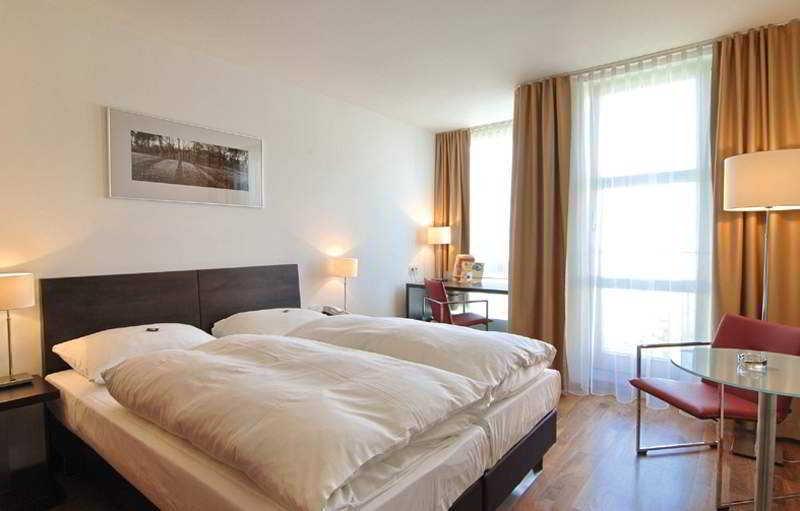 Leonardo West 4* Munich